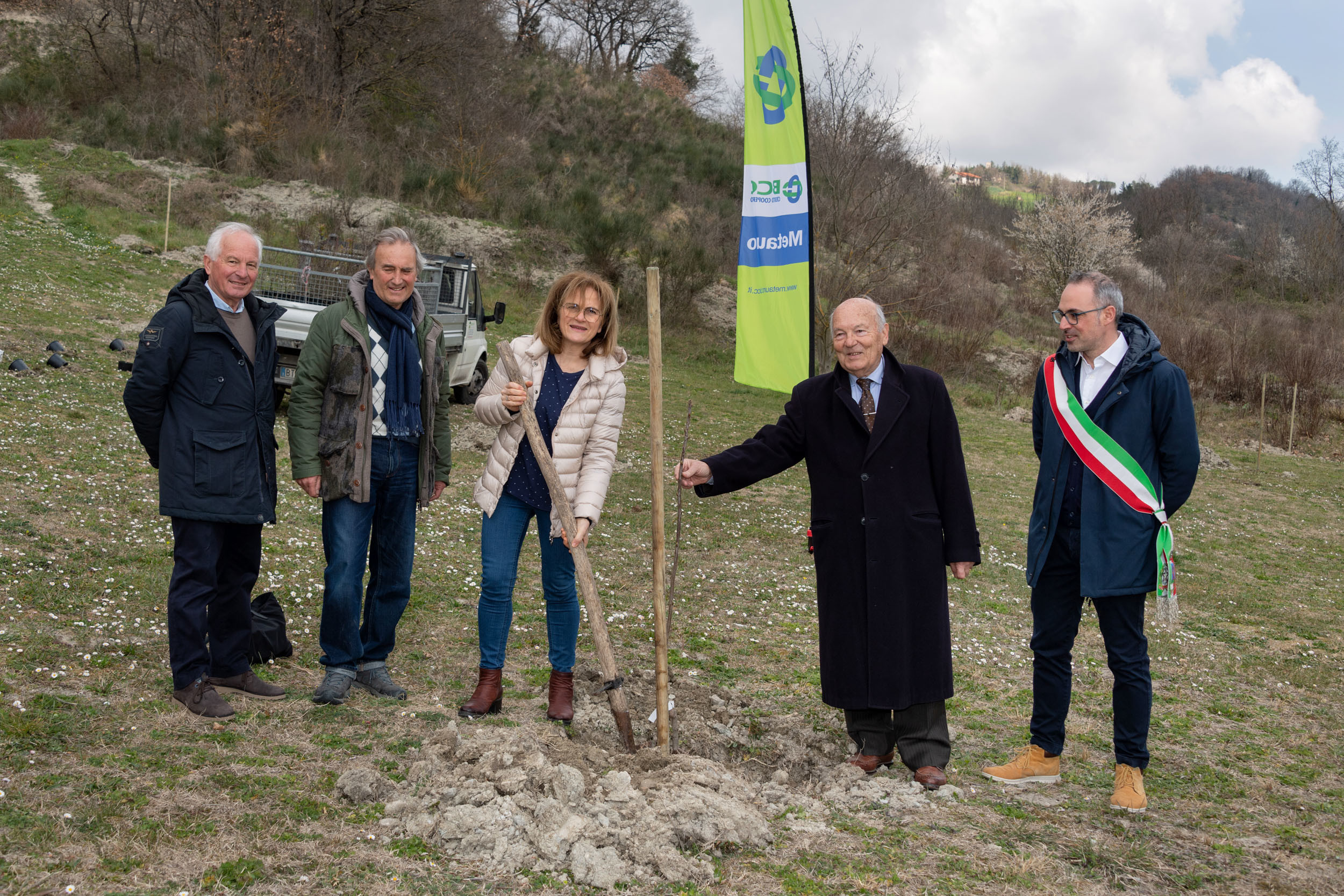 la Bcc dona un Bosco Urbano a Fermignano